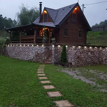 Sumski Dvor ***** Holiday home